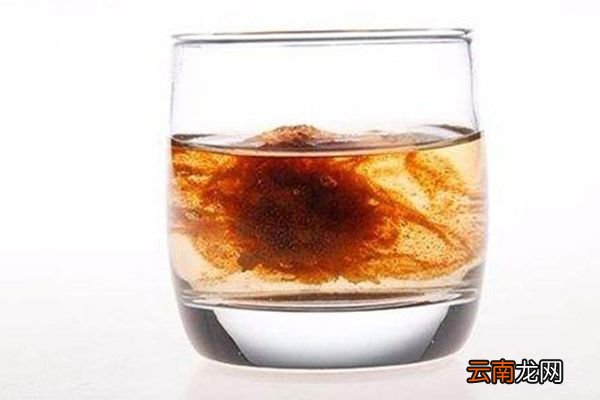 胖大海泡水喝的功效与作用 胖大海泡水喝的功效