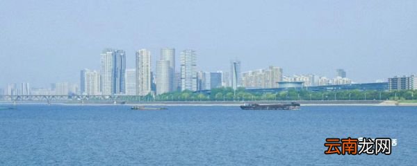 长江注入东海还是黄海 长江注入东海吗