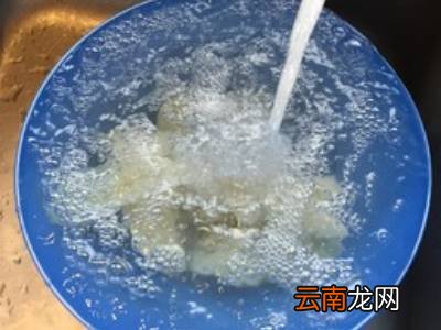 怎样泡海蜇头快速淡