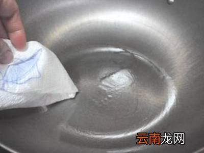 铁锅要怎么开锅
