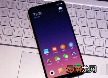 小米8对比oppok3哪个更好?性价比区别对比实用评测