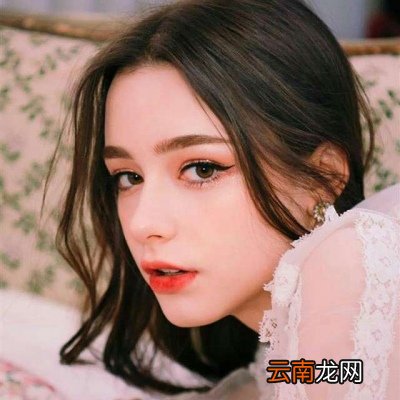 2019最新可甜可盐的欧美气质小姐姐微信头像大全分享