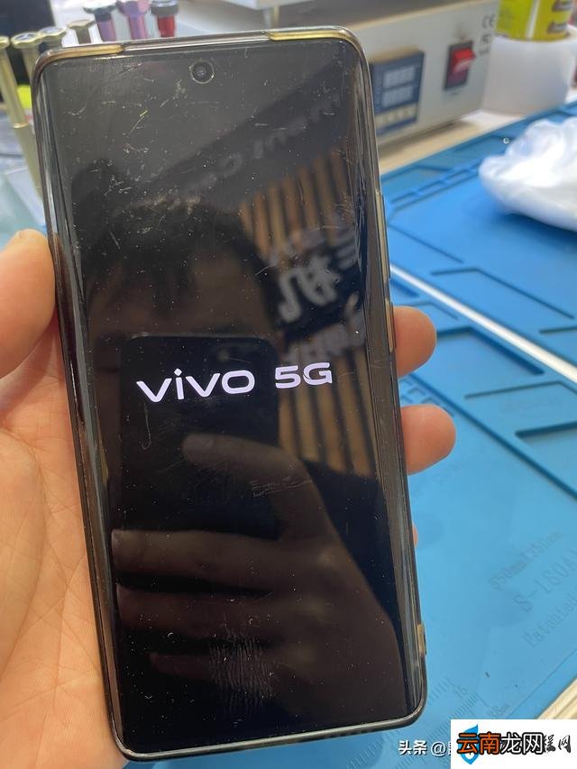 vivo死机重启进不了系统解决方法 vivo手机死机了开不了机咋办