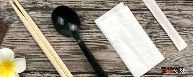 一次性餐具属于可回收垃圾吗