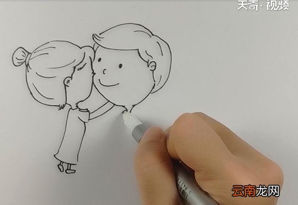 手绘情侣小人简笔画