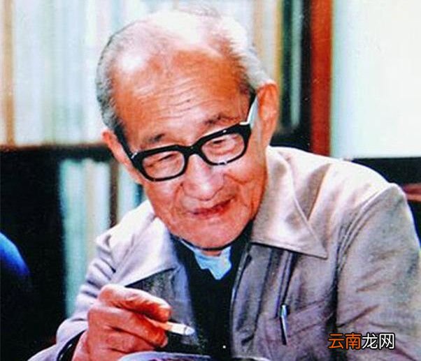 黄灯是谁发明的？