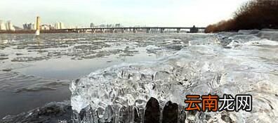 为什么清澈的水结成的冰总是浑浊的？