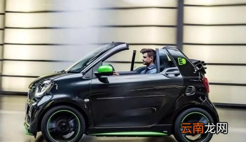 smart为什么不挂奔驰车标?