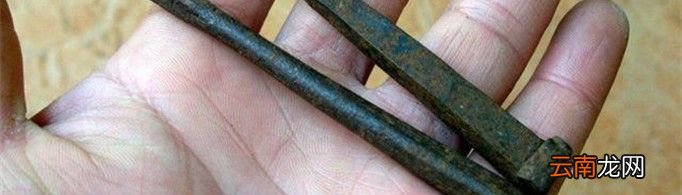 棺材为什么要上钉子?