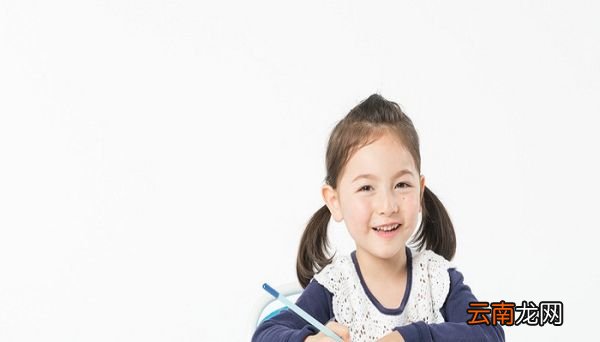 小学歌颂祖国的短诗小学歌颂祖国的短诗