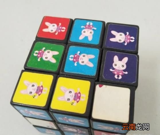 新手怎么拼魔方？