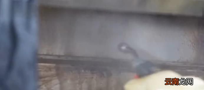 侧吸式油烟机清洗的步骤