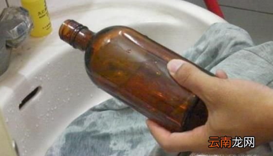 衣服沾到西红柿汁怎么洗干净
