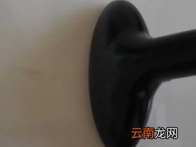 卷子上弄上油怎么去除