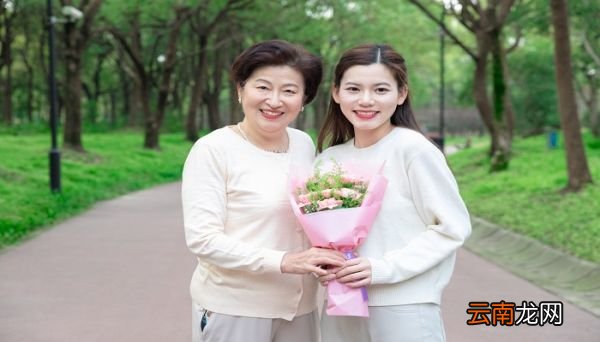 人要懂得感恩的句子 人要懂得感恩的经典句子