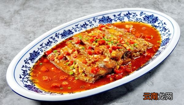 怎么煎带鱼不粘锅不碎 煎带鱼不粘锅的窍门