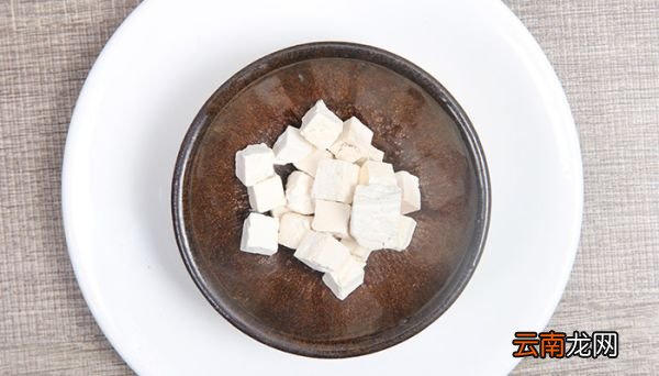 干茯苓块如何食用方法 干茯苓块怎么食用