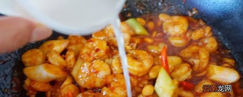 面粉能勾芡用吗