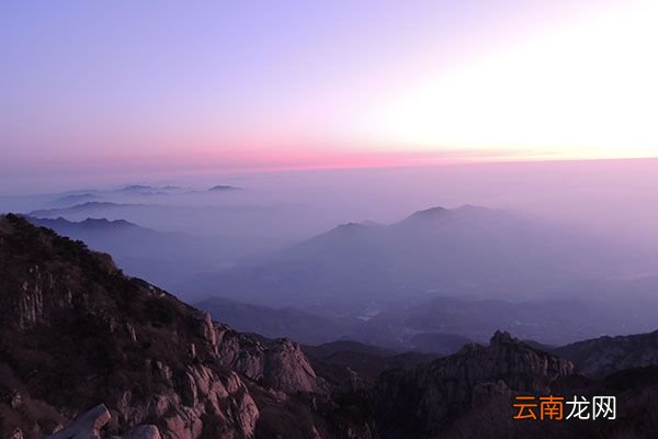 一览众山小写的是 一览众山小写的是哪一座山