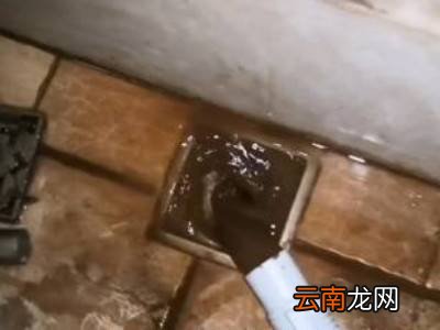 地暖怎么放水才能热