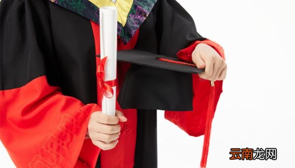 学位服领子颜色区分 学士服有几种颜色