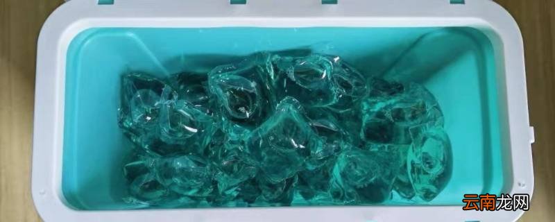 放洗衣凝珠还要放洗衣液吗