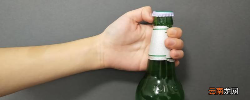 女孩子没有瓶起子怎么开啤酒