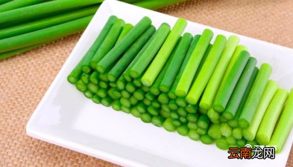 咸菜是什么菜做的 咸菜由什么菜做