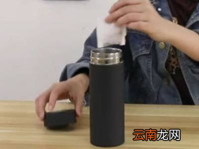 新保温杯有橡胶味怎样清除